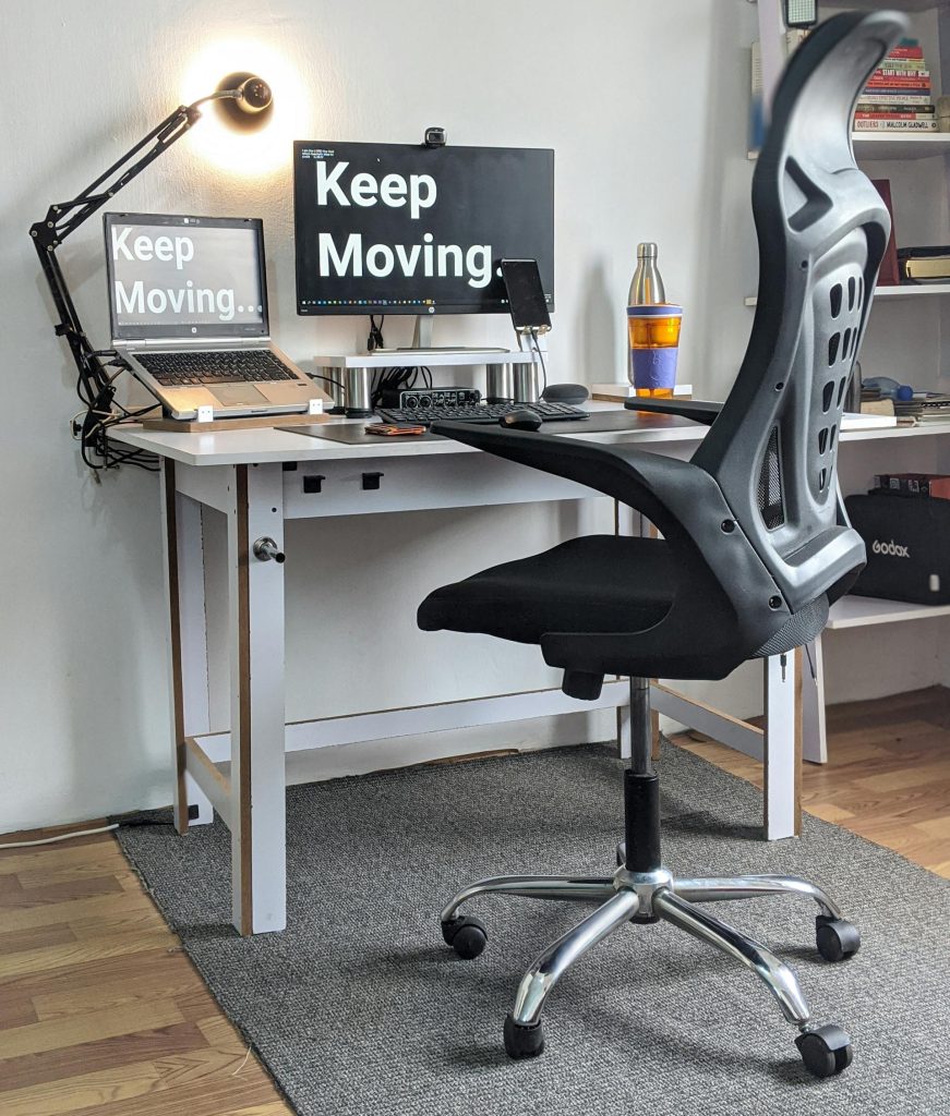 Snexercise or exercise snacking is easy if you are desk bound